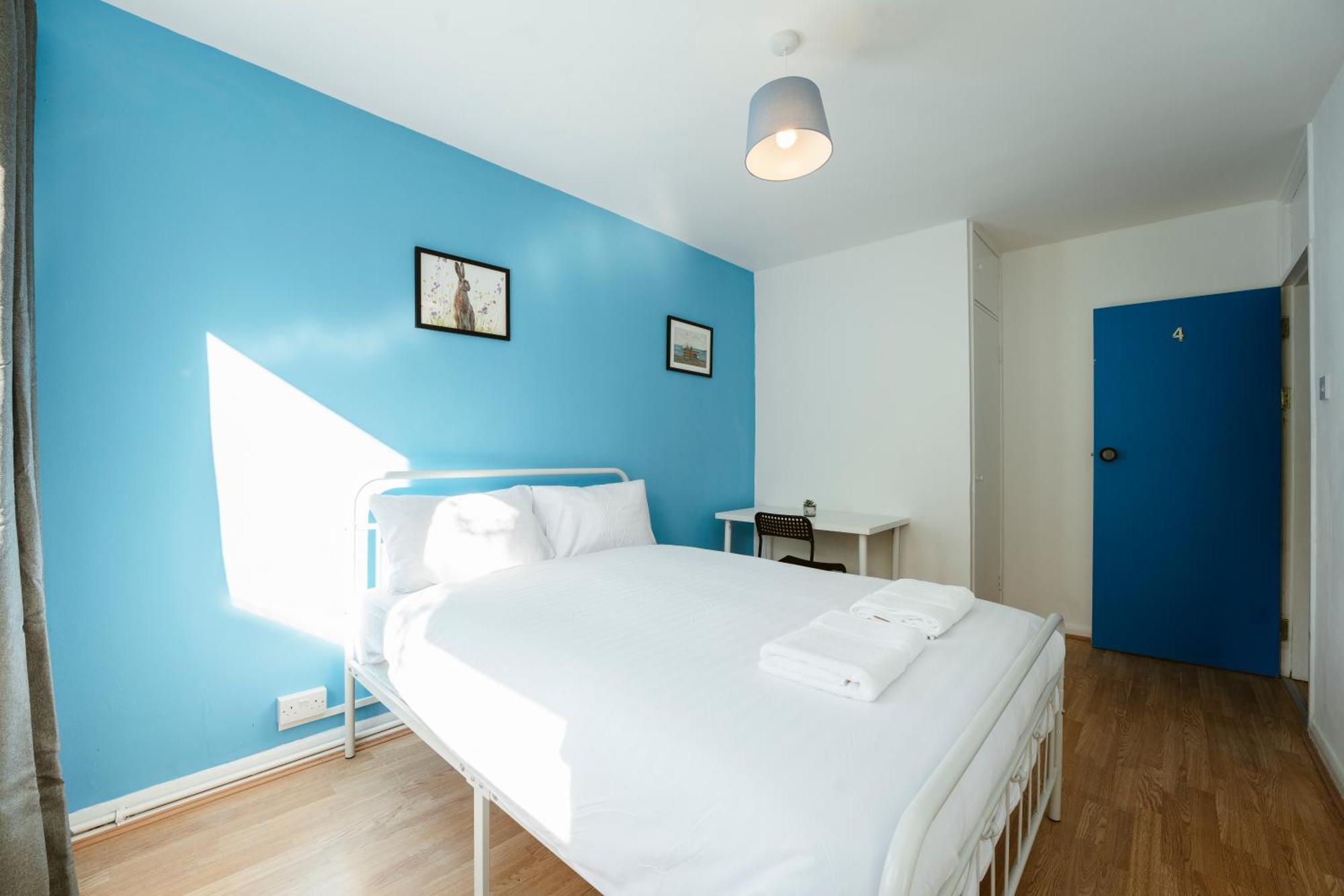 Deptford Bridge Double Rooms London Exterior photo