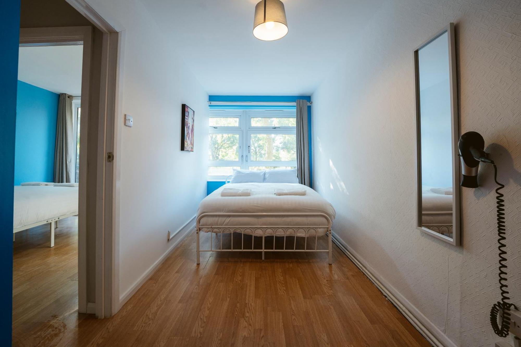 Deptford Bridge Double Rooms London Exterior photo